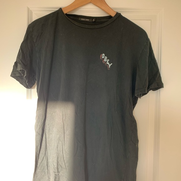 SOFT OBEY T SHIRT - Picture 1 of 1